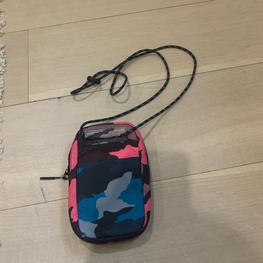 Lululemon camo crossbody bag (this print is not sold online anymore!)